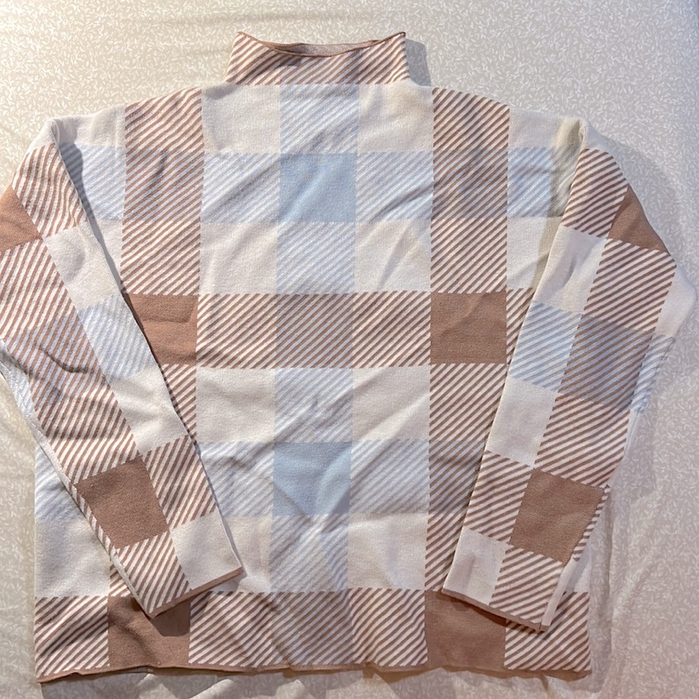 Tahari funnel neck sweater